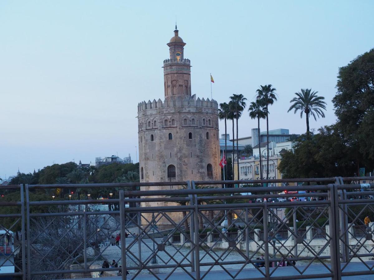 Apartamentos Cruz Roja B Sevilla Eksteriør bilde